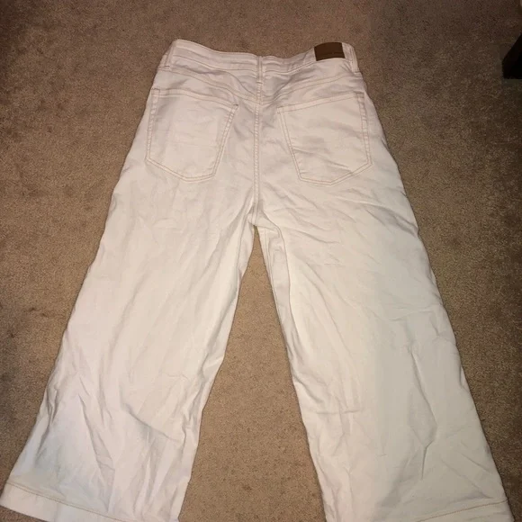 American Eagle Jeans - Picture 5 of 9